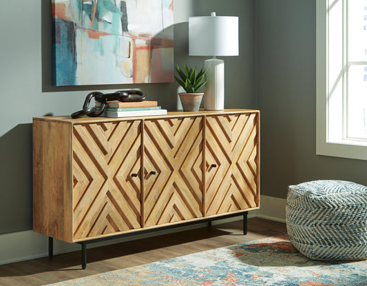 Gabinete con acento Cadewick