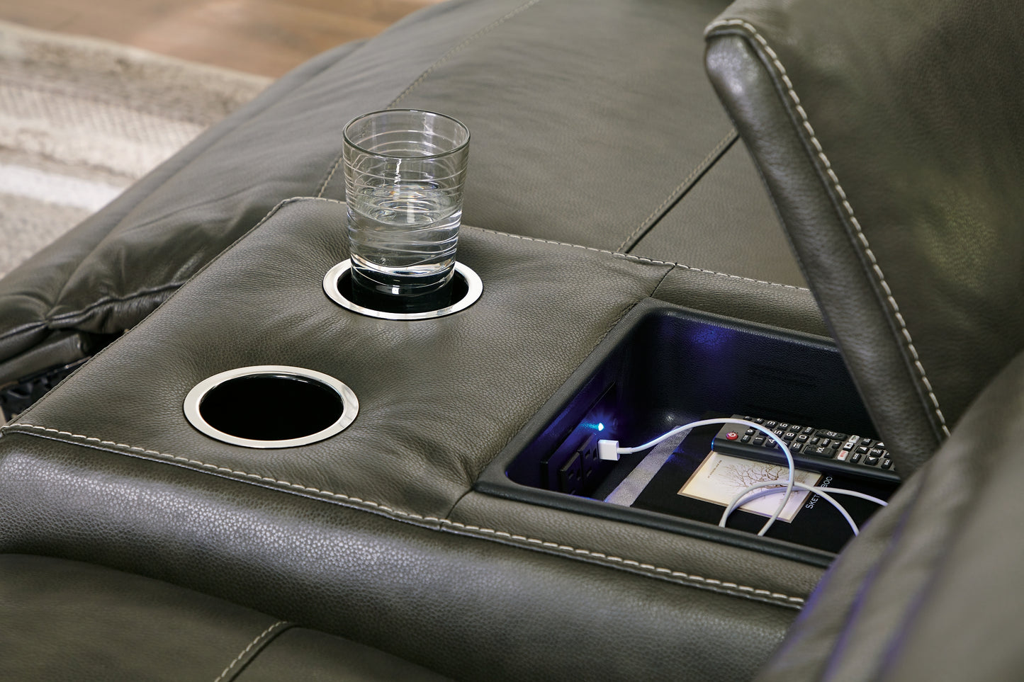 Seccional reclinable eléctrico de 7 piezas Center Line