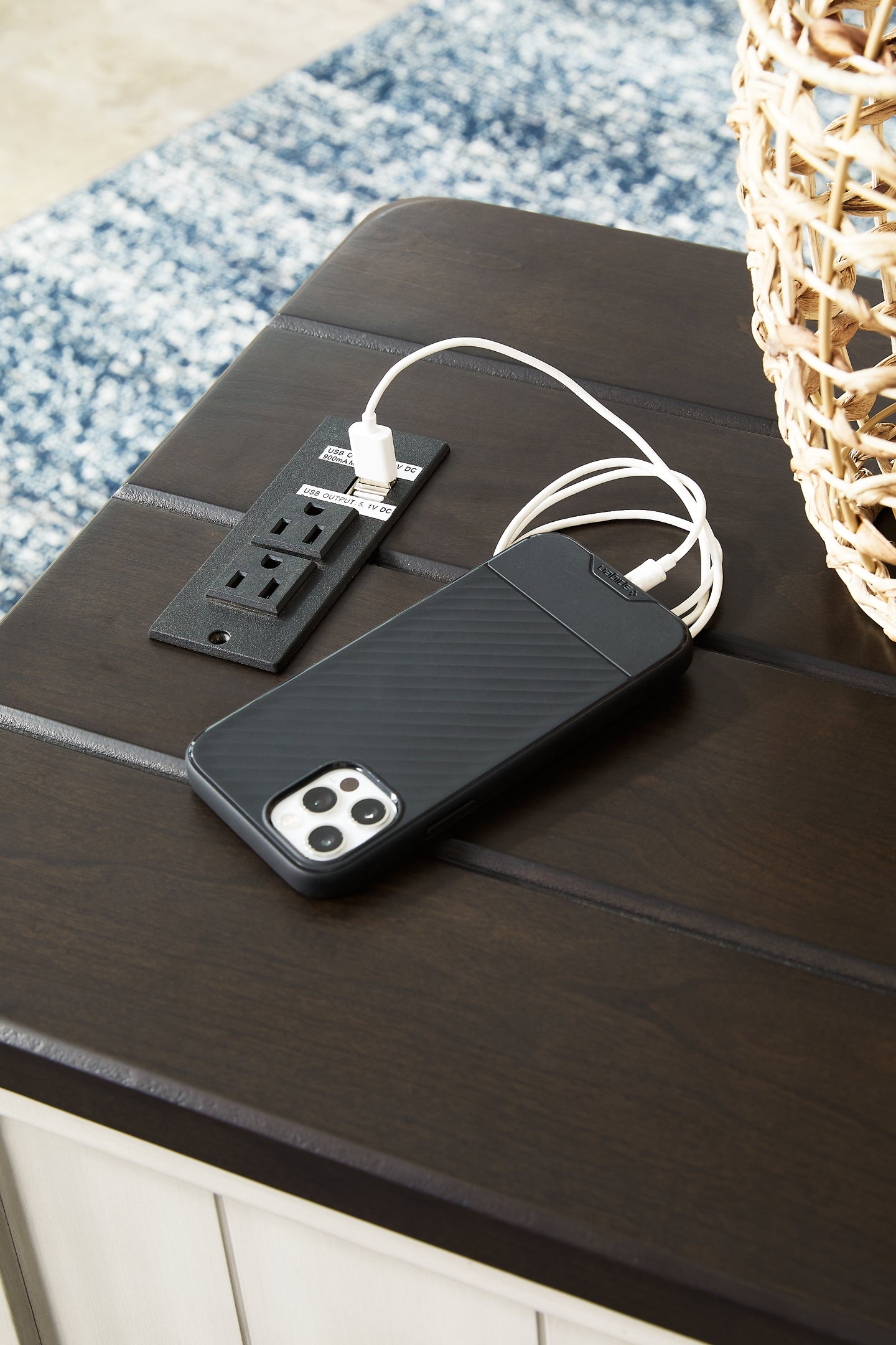 Mesa auxiliar con silla Darborn