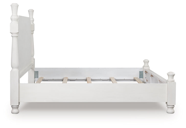 Rowlenstown King Poster Bed