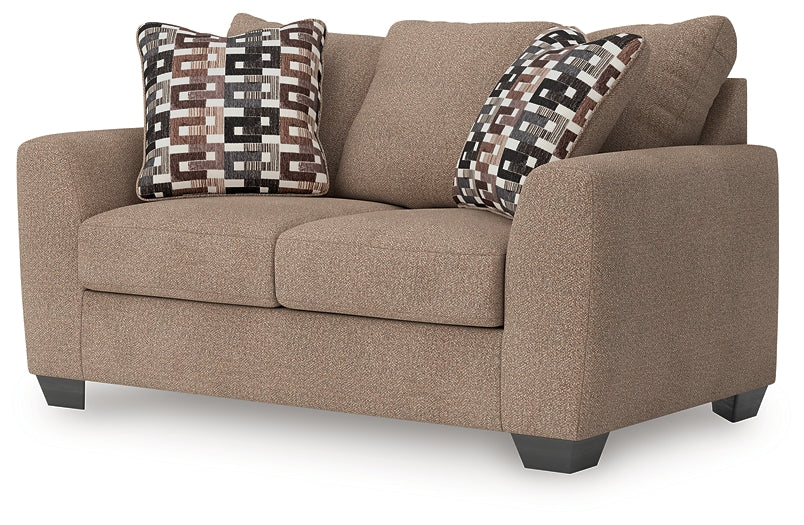 Triston-Peaks Loveseat
