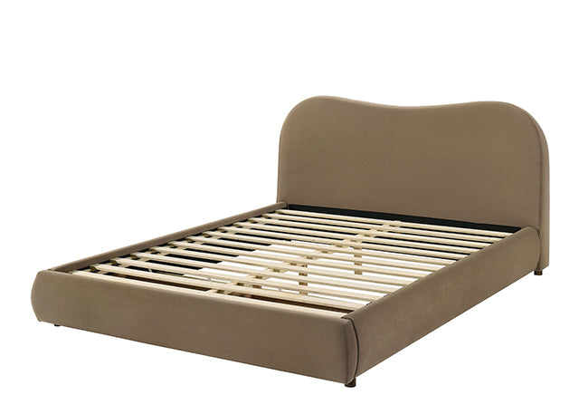 Grimsby - E.King Bed