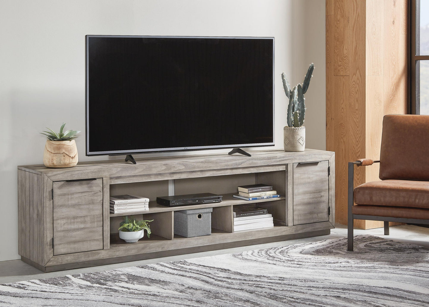 Mueble de TV Naydell XL con opción de chimenea