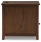 Mesa auxiliar con silla Treytown