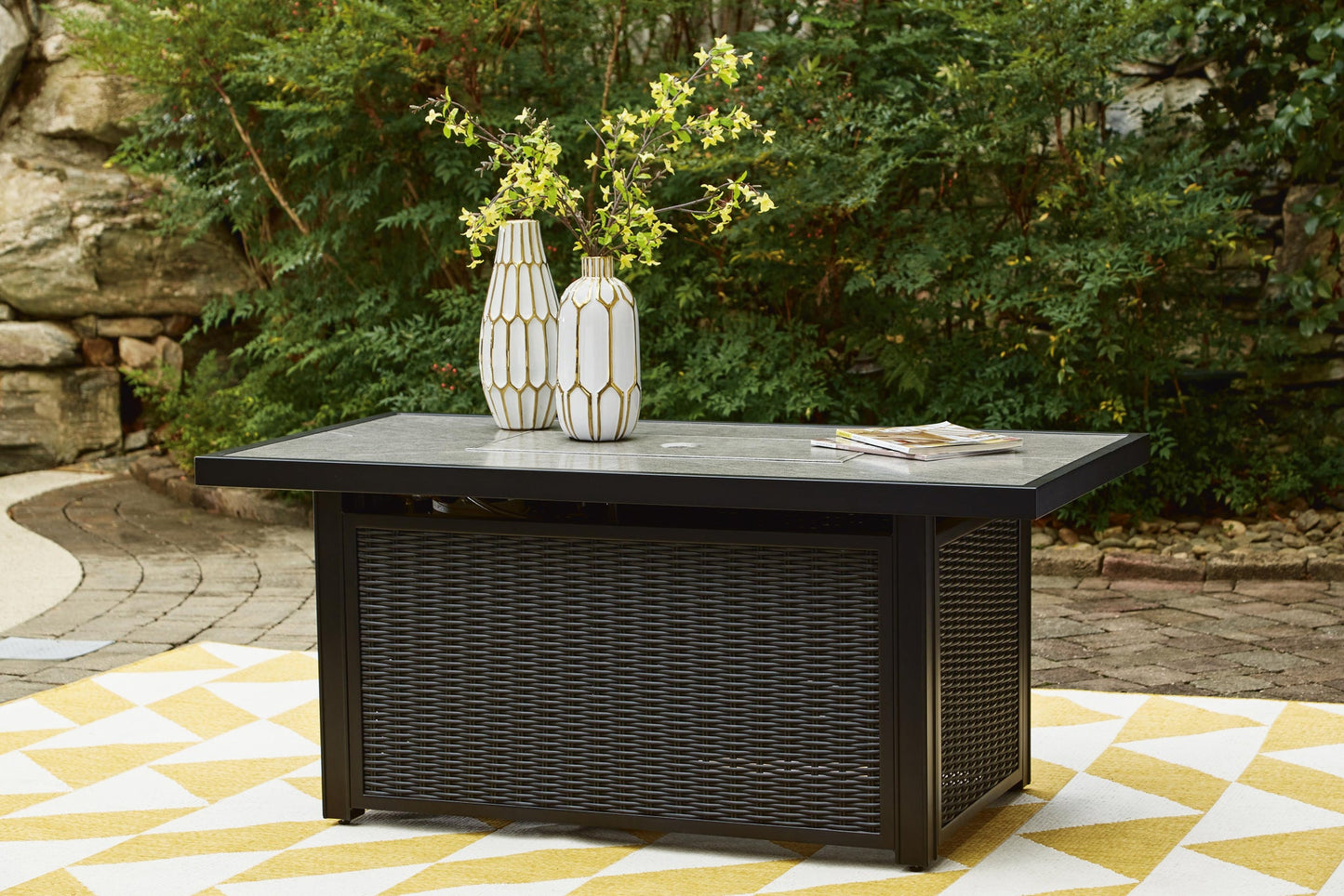 Mesa con fogón rectangular Beachcroft