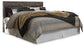 Cabecero de cama con paneles Derekson King con tocador con espejo, cómoda y mesita de noche