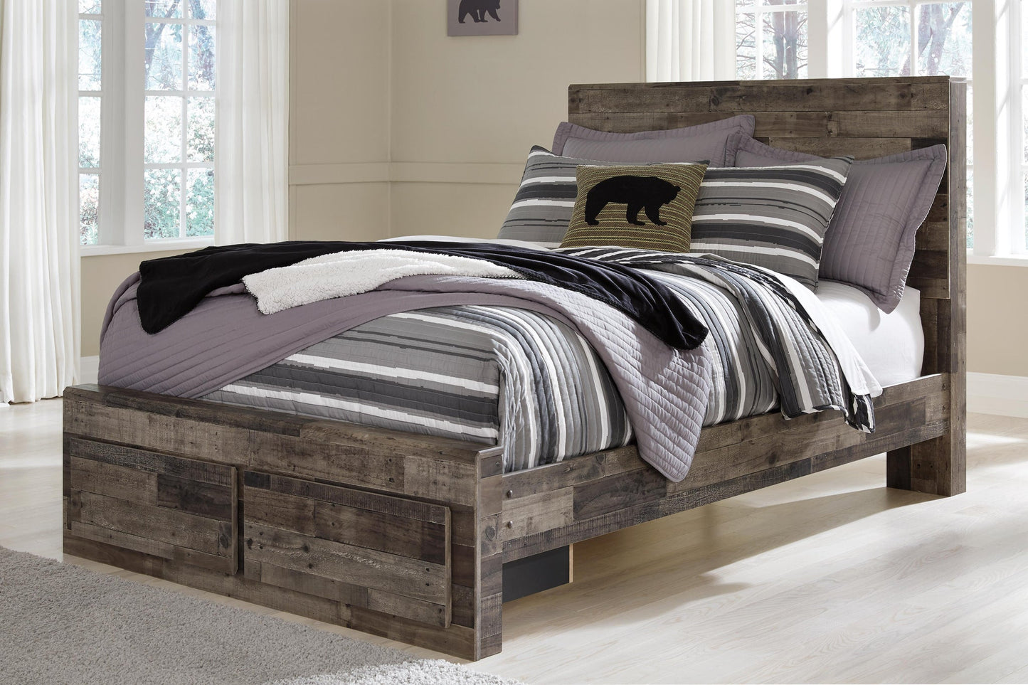 Cama de dos plazas Derekson con dos cajones de almacenamiento, tocador con espejo, cómoda y mesita de noche